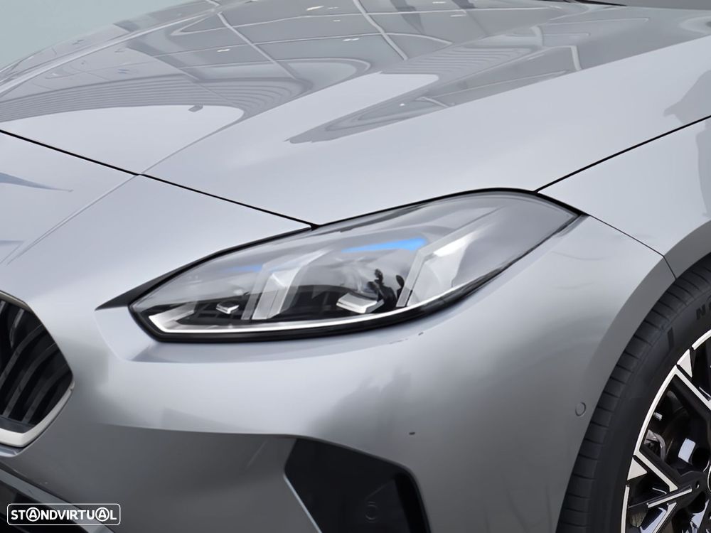 BMW 118 d Pack Desportivo M - 3