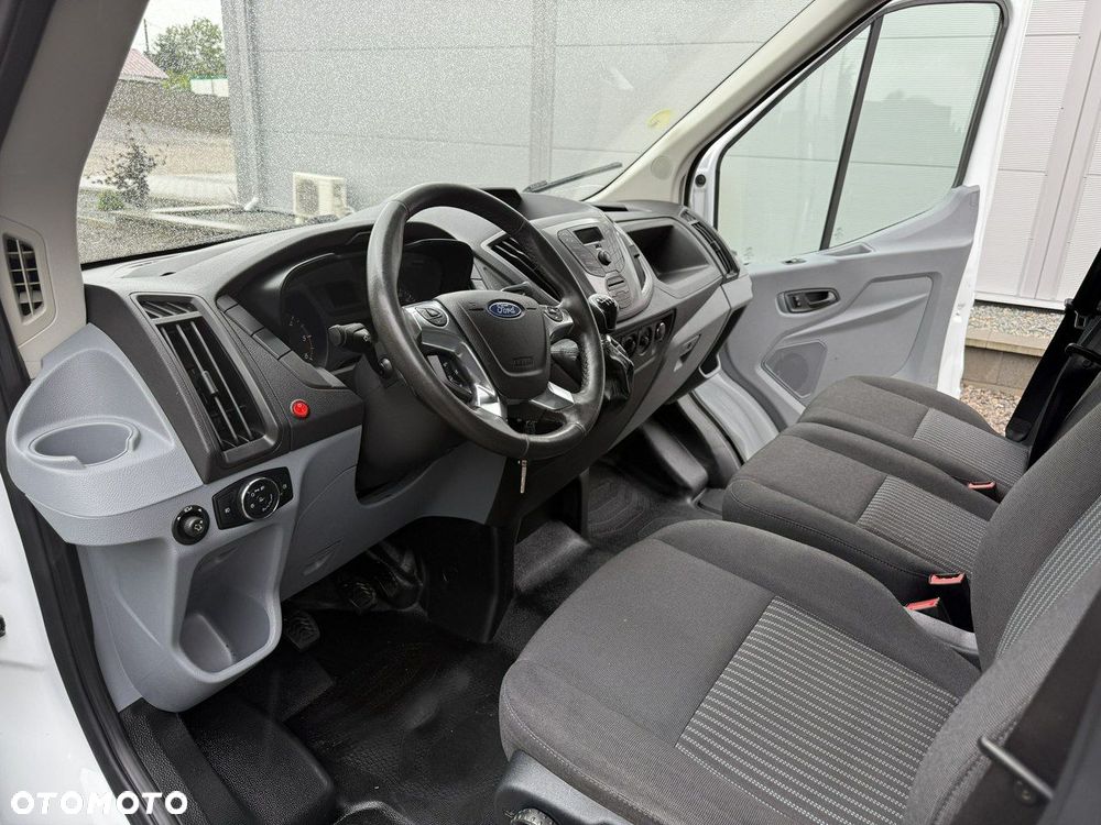 Ford Transit - 10