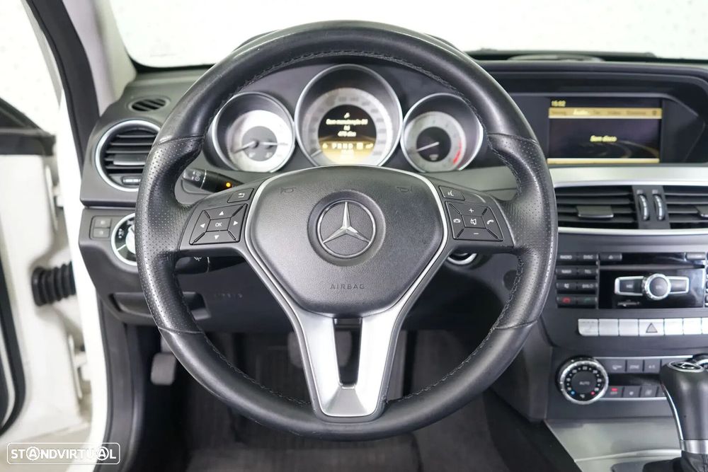 Mercedes-Benz C 180 - 15