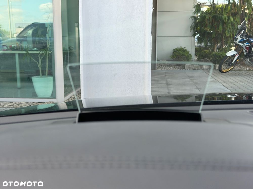 Volkswagen Arteon 2.0 TDI SCR 4Motion DSG R-Line - 27