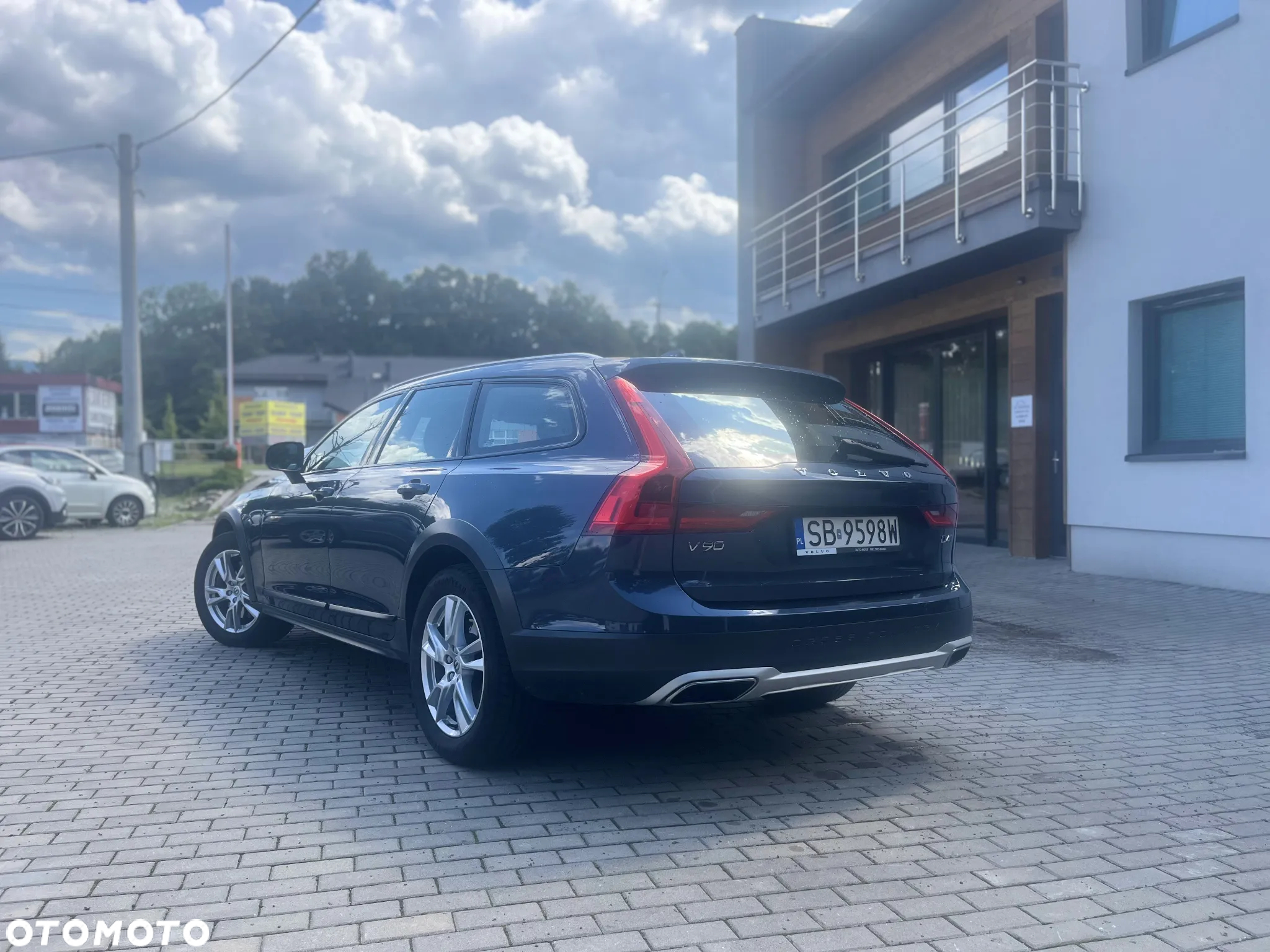 Volvo V90 Cross Country D4 AWD - 4