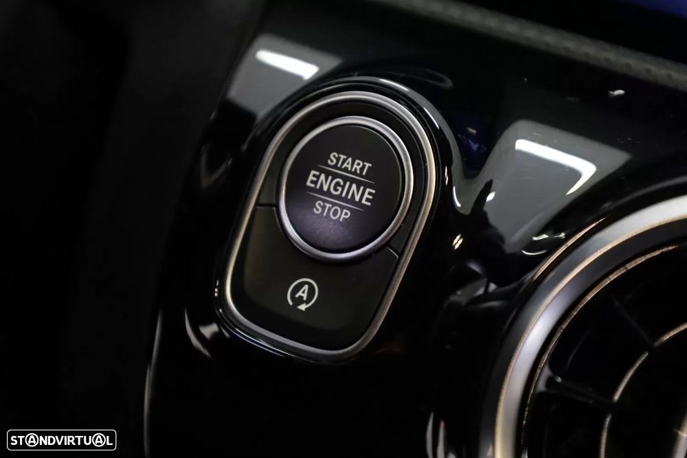 Mercedes-Benz A 180 Limousine d AMG Line Aut. - 45