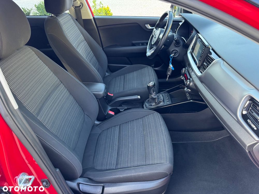 Kia Stonic 1.4 M - 38