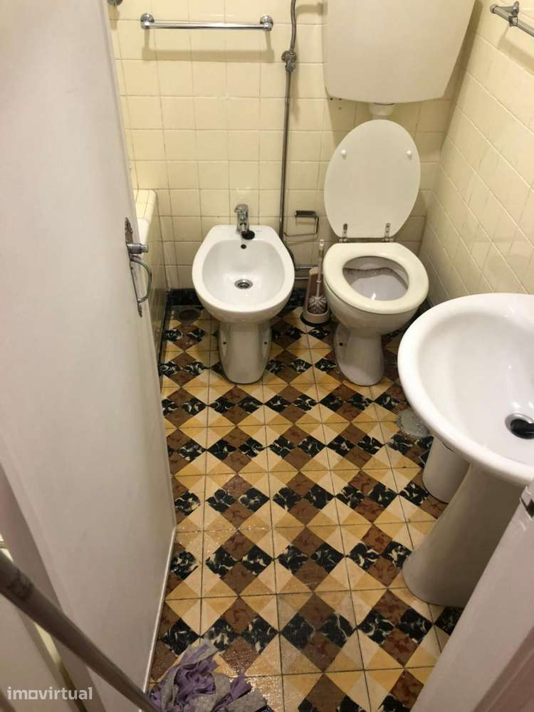 Quarto - localizado em  Coimbra - Grande imagem: 3/18