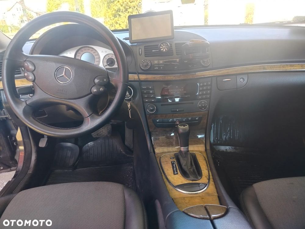 Mercedes-Benz Klasa E - 15