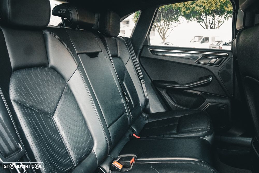 Porsche Macan S - 17