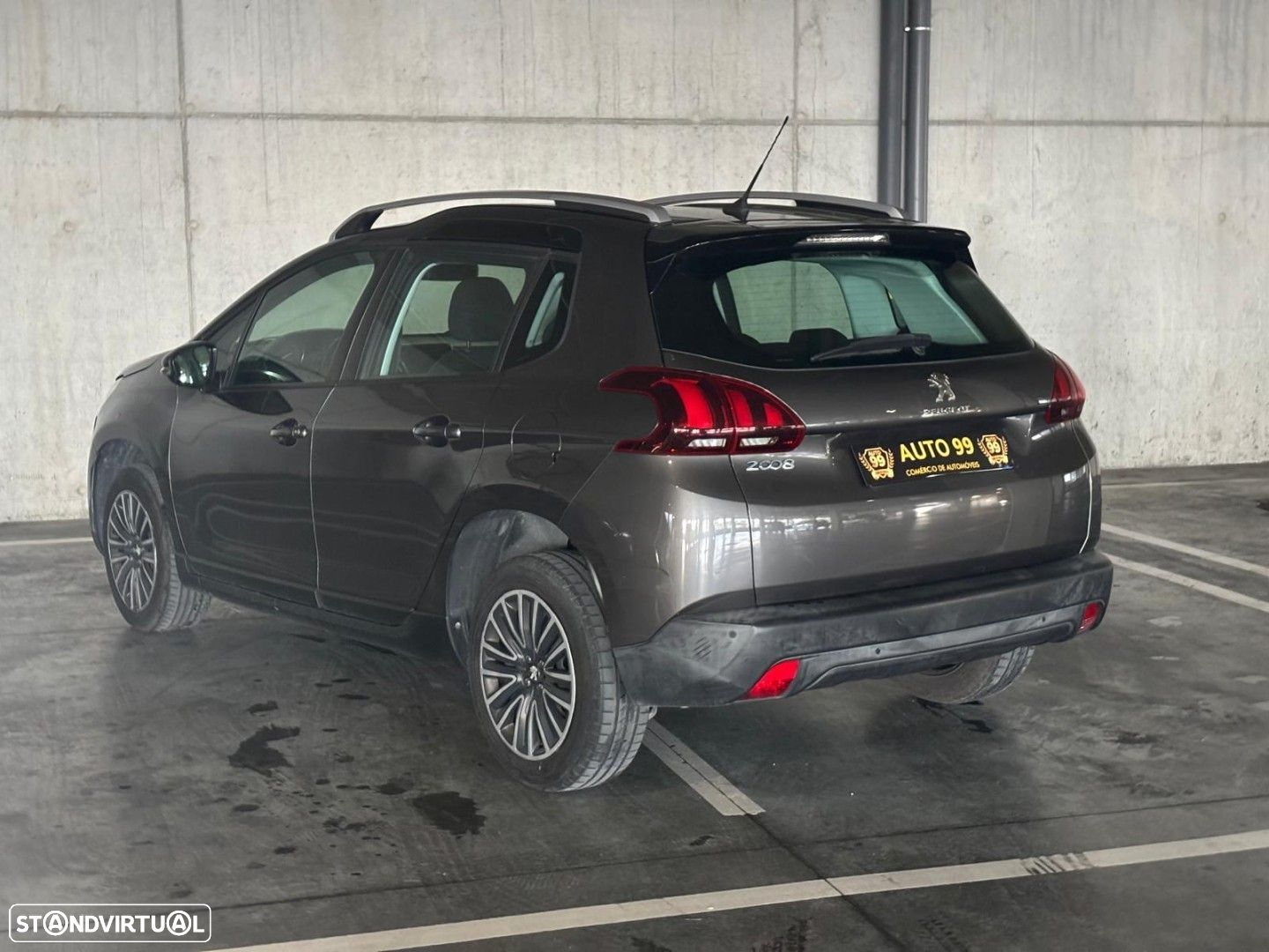 Peugeot 2008 1.5 BlueHDi Active - 3