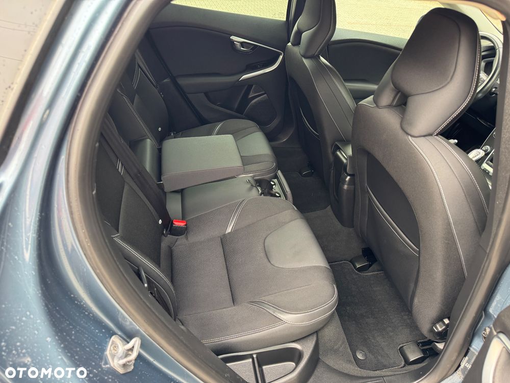 Volvo V40 D2 Kinetic - 7