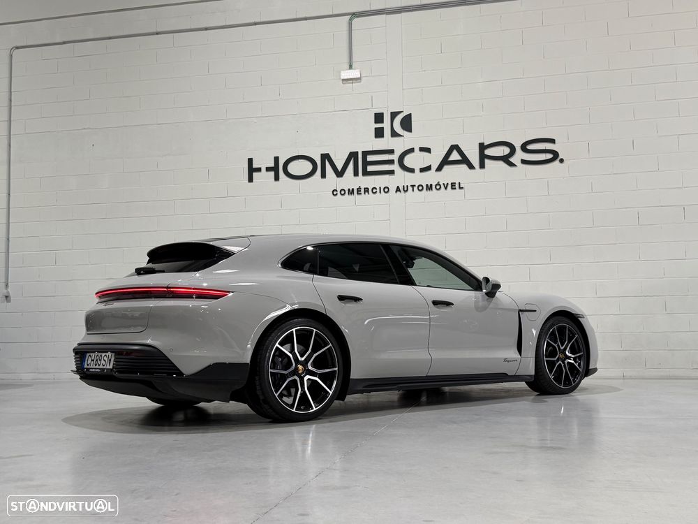 Porsche Taycan Sport Turismo - 8