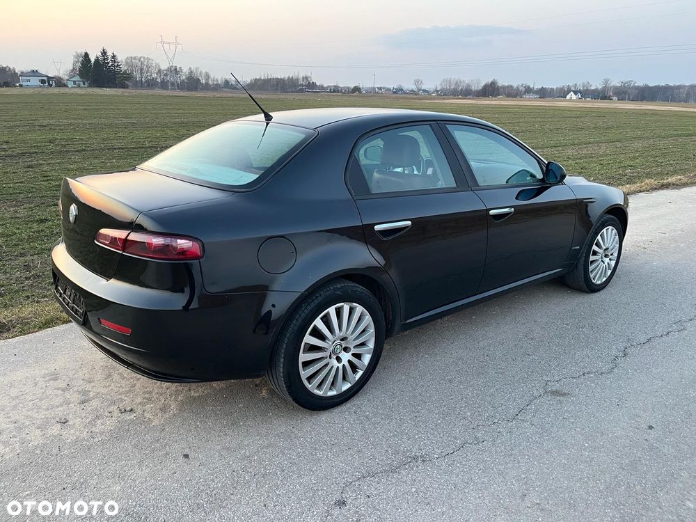 Alfa Romeo 159 - 15