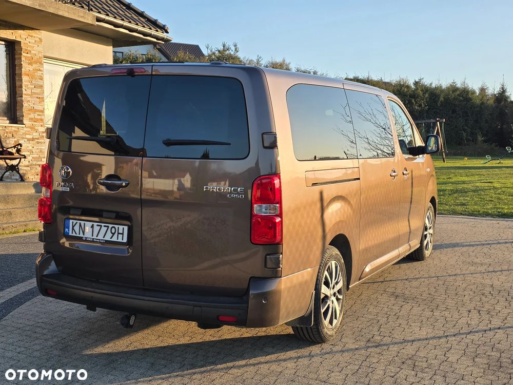 Toyota Proace Verso 2.0 D4-D Long Business - 3