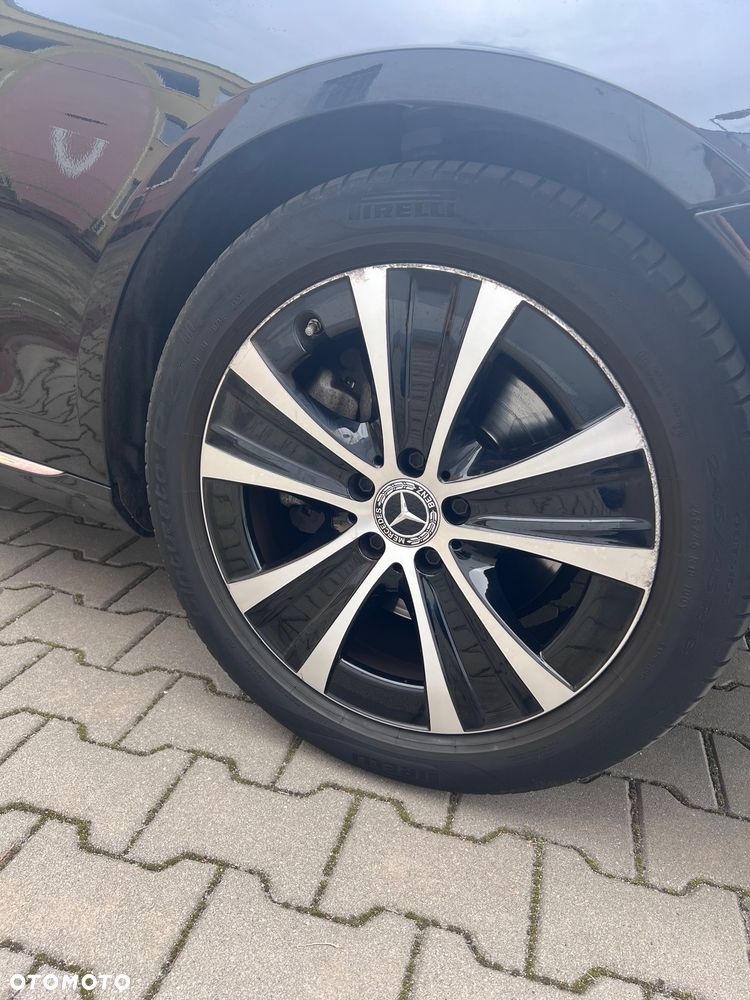Mercedes-Benz Klasa E 220 d 4-Matic Exclusive - 27