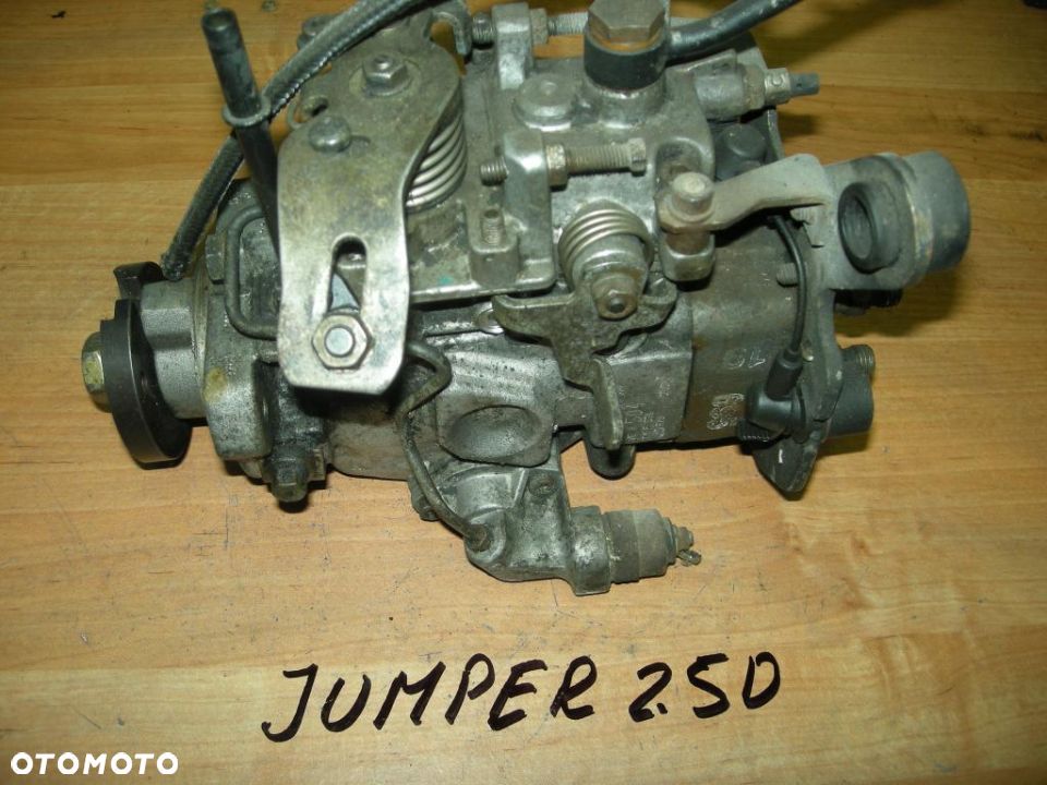 POMPA WTRYSKOWA BOXER JUMPER 2.5D 12V - 1