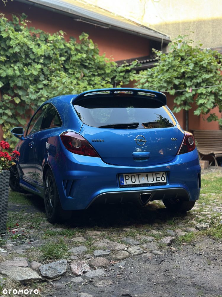 Opel Corsa 1.6T OPC - 1