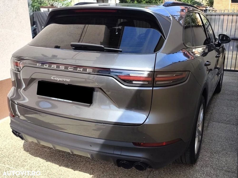 Porsche Cayenne Tiptronic S - 6