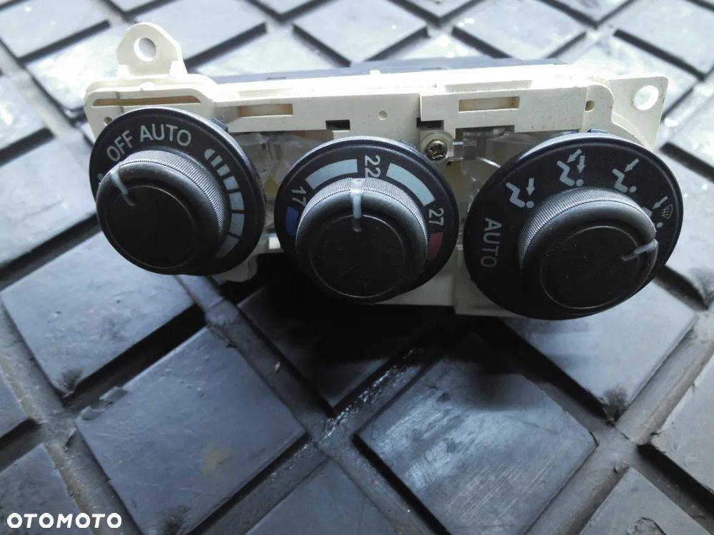 PANEL KLIMATYZACJI HONDA CIVIC VII - 1