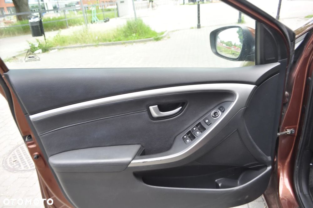 Hyundai i30 1.4 Classic - 17