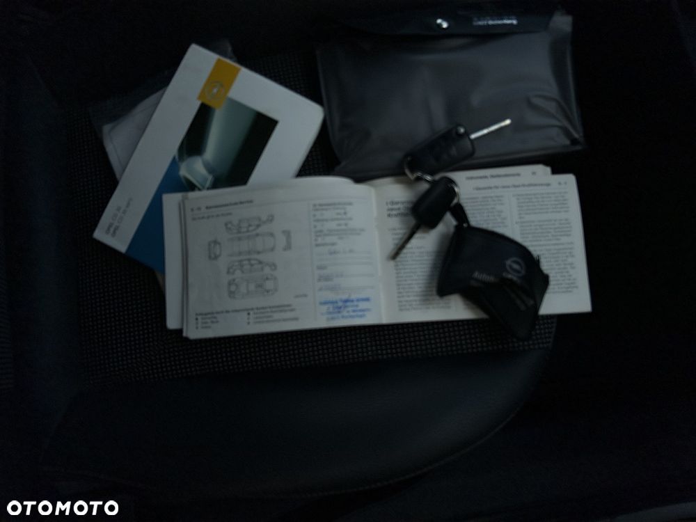 Opel Zafira 1.8 Design Edition - 22