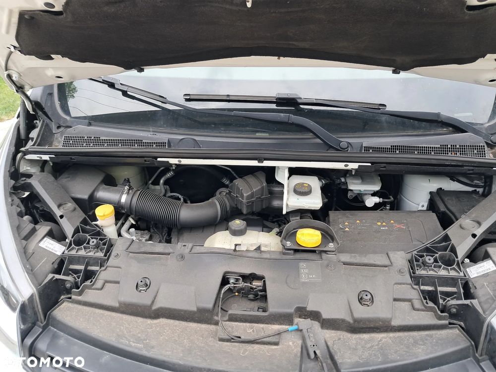 Renault Trafic Combi Expression - 17