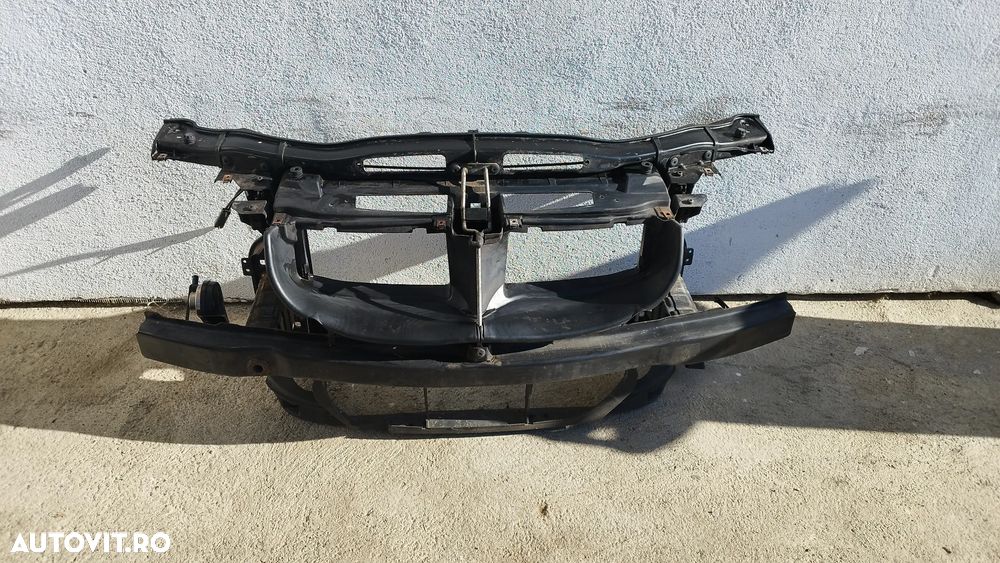 Trager complet cu intaritura, inchizatoare si deflector BMW E90/91 - 1