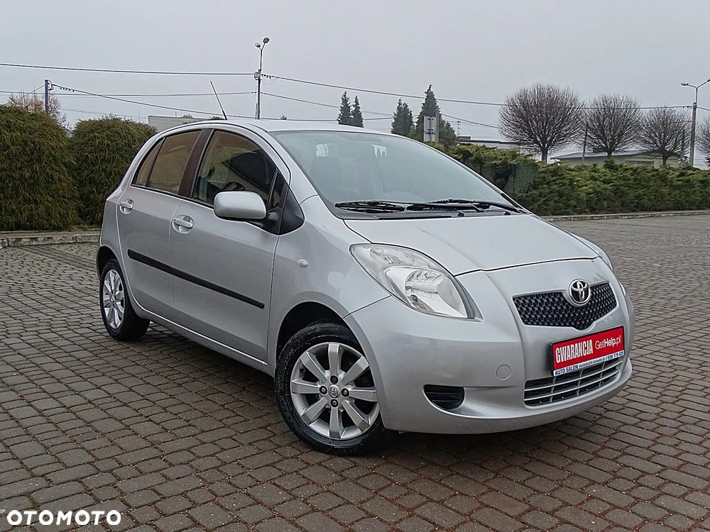 Toyota Yaris 1.3 Luna Premium - 27