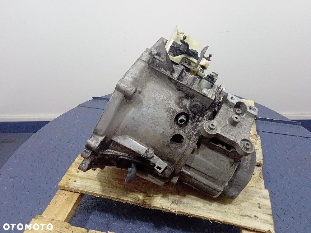 CITROEN C3 PICASSO 1.4 VTI 95 KM SKRZYNIA BIEGÓW MANUALNA 5B 20DP59 10FGAD - 2