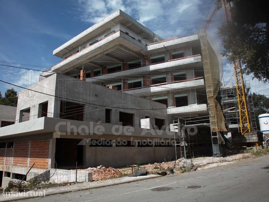 Apartamento T1 com garagem e terraço em Oliveira de Azeméis - Grande imagem: 3/10