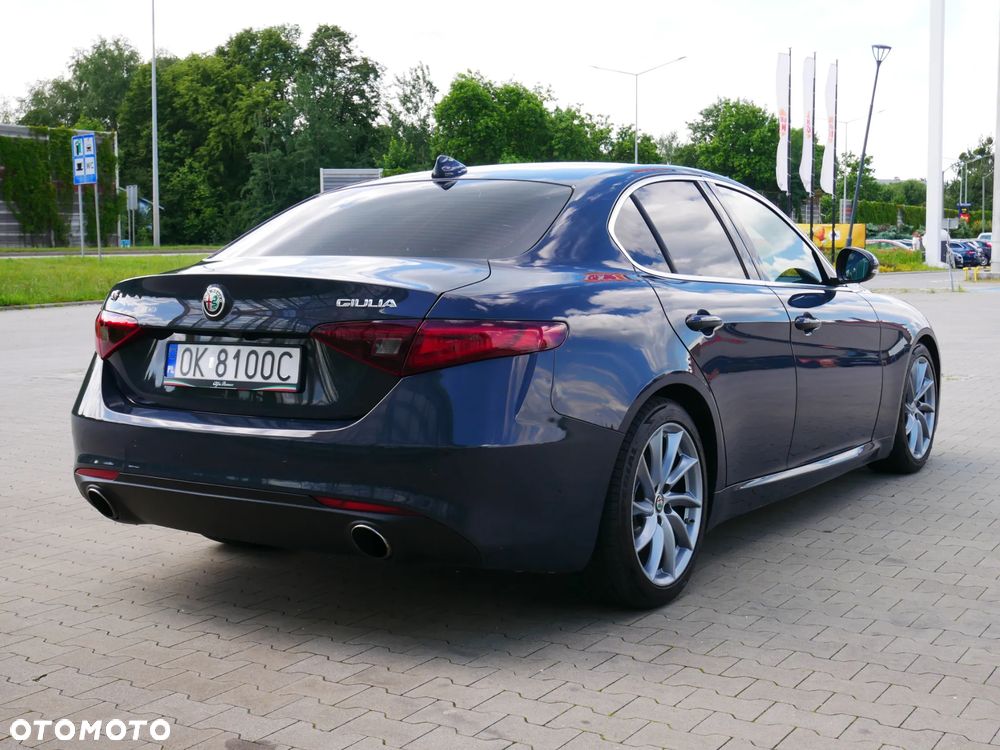 Alfa Romeo Giulia 2.0 Turbo 16V AT8 Veloce - 25
