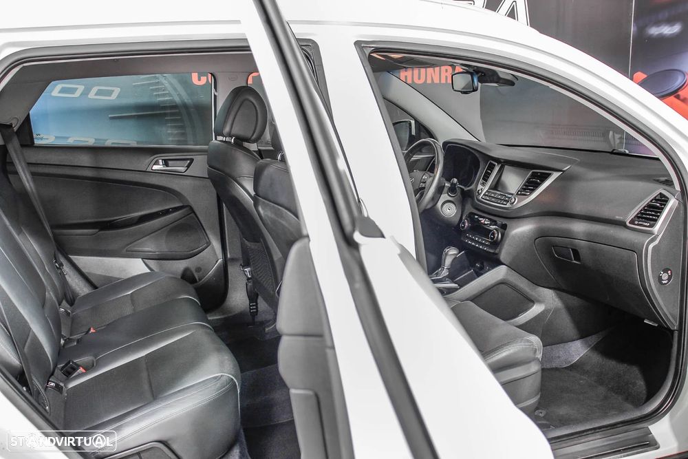 Hyundai Tucson 1.7 CRDi Premium DCT - 16