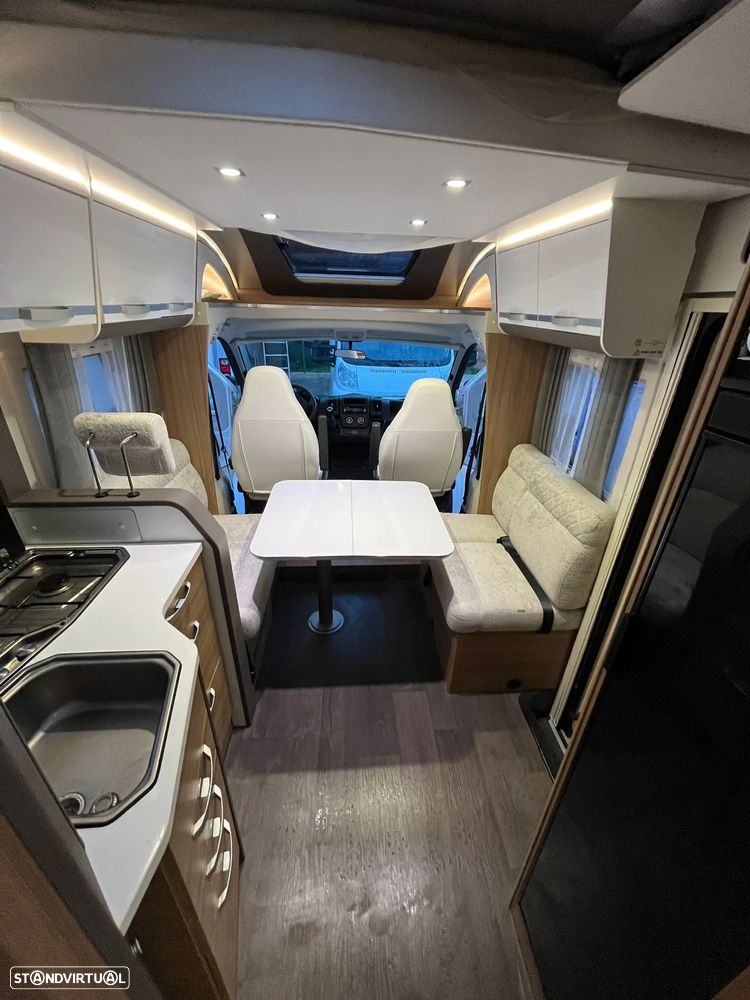 Adria Matrix Axess 670 DC - 26