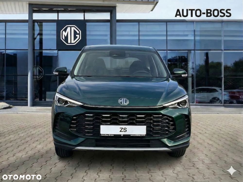 MG ZS Hybrid+ - 8