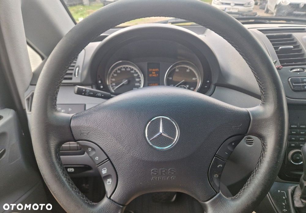 Mercedes-Benz Vito - 12