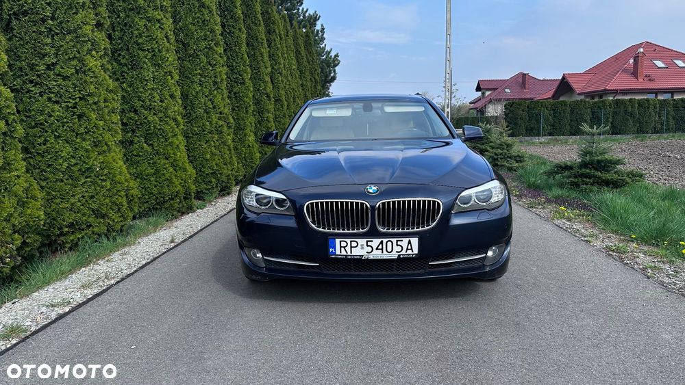 BMW Seria 5 530d xDrive - 2