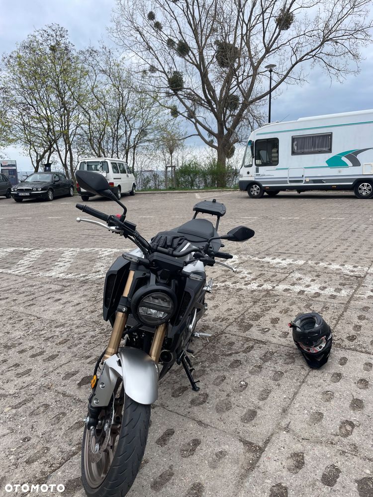 Honda CB - 3