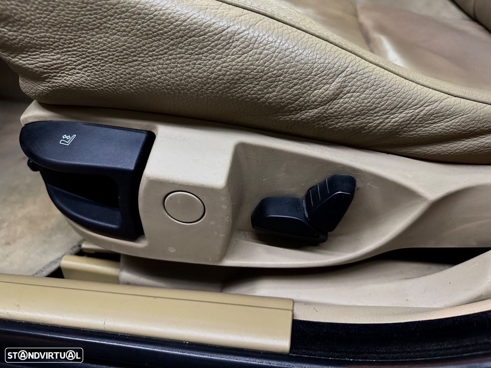 BMW 525 dA Touring - 21