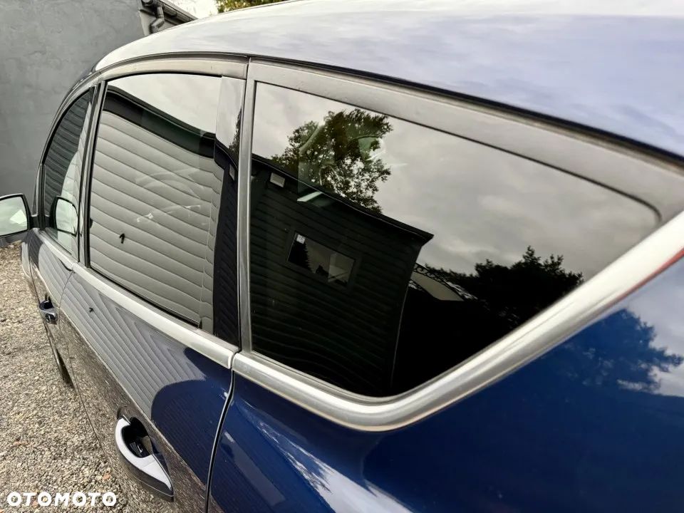 Ford C-MAX 1.6 Ti-VCT Titanium - 12