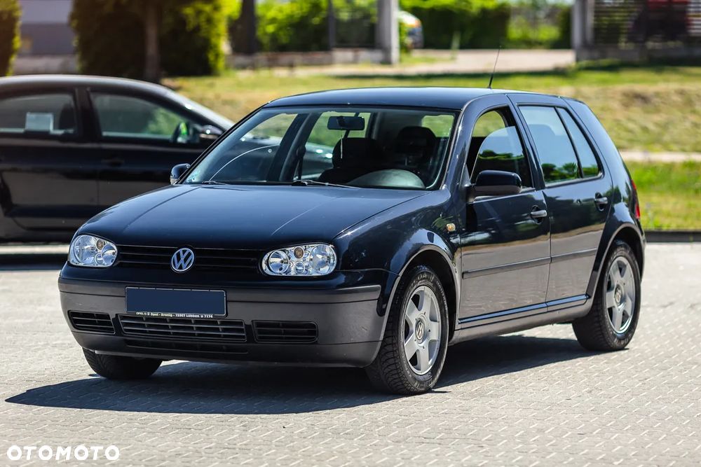 Volkswagen Golf 1.4 Trendline - 1