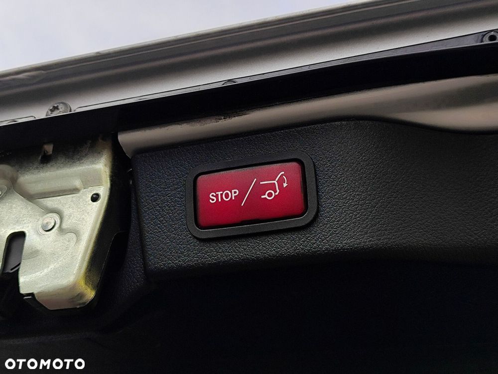 Mercedes-Benz Klasa V - 39