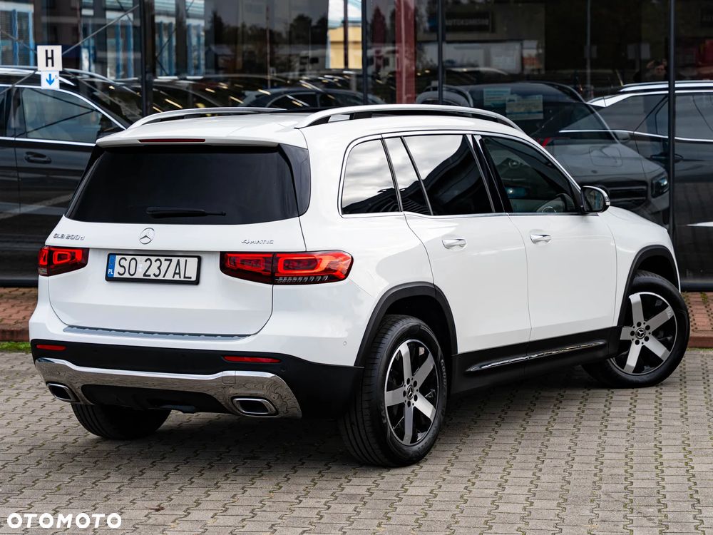 Mercedes-Benz GLB 200 d 4Matic 8G-DCT Special Edition - 13