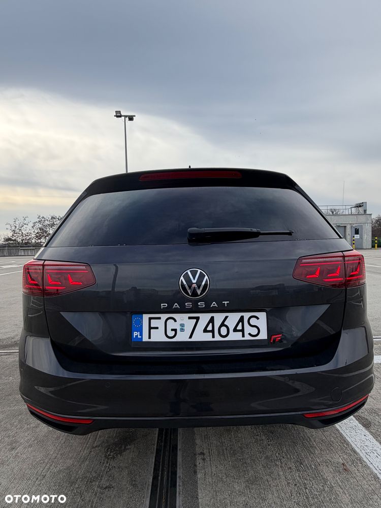 Volkswagen Passat - 15
