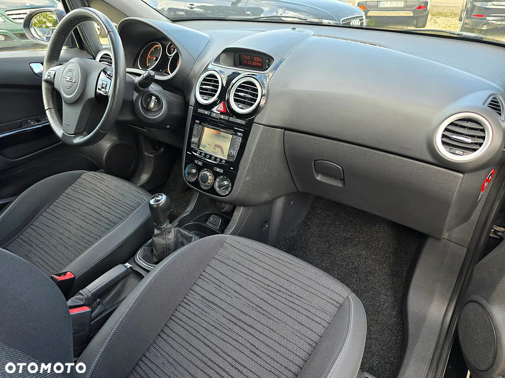 Opel Corsa 1.3 CDTI Cosmo - 26