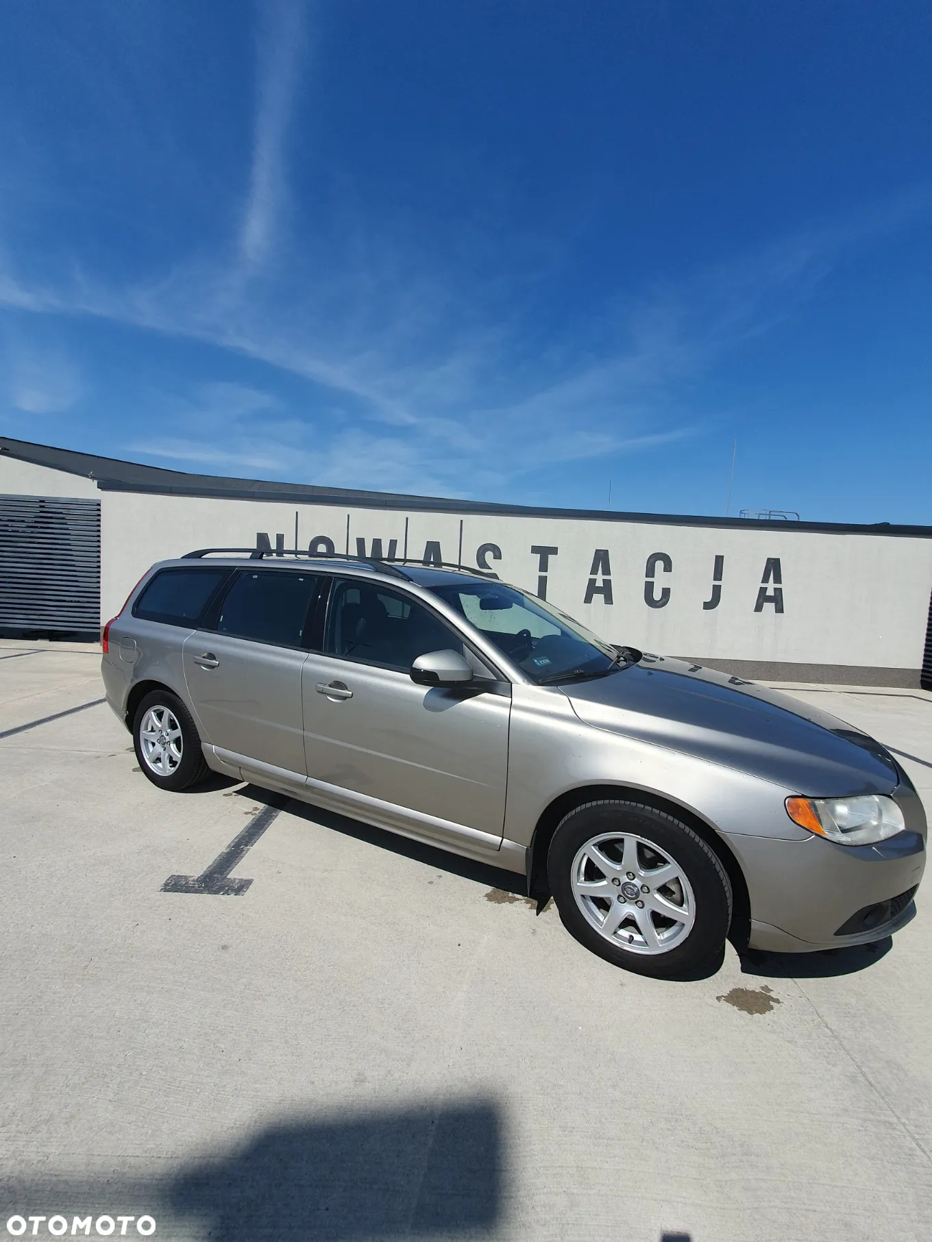Volvo V70 2.0 Kinetic - 2