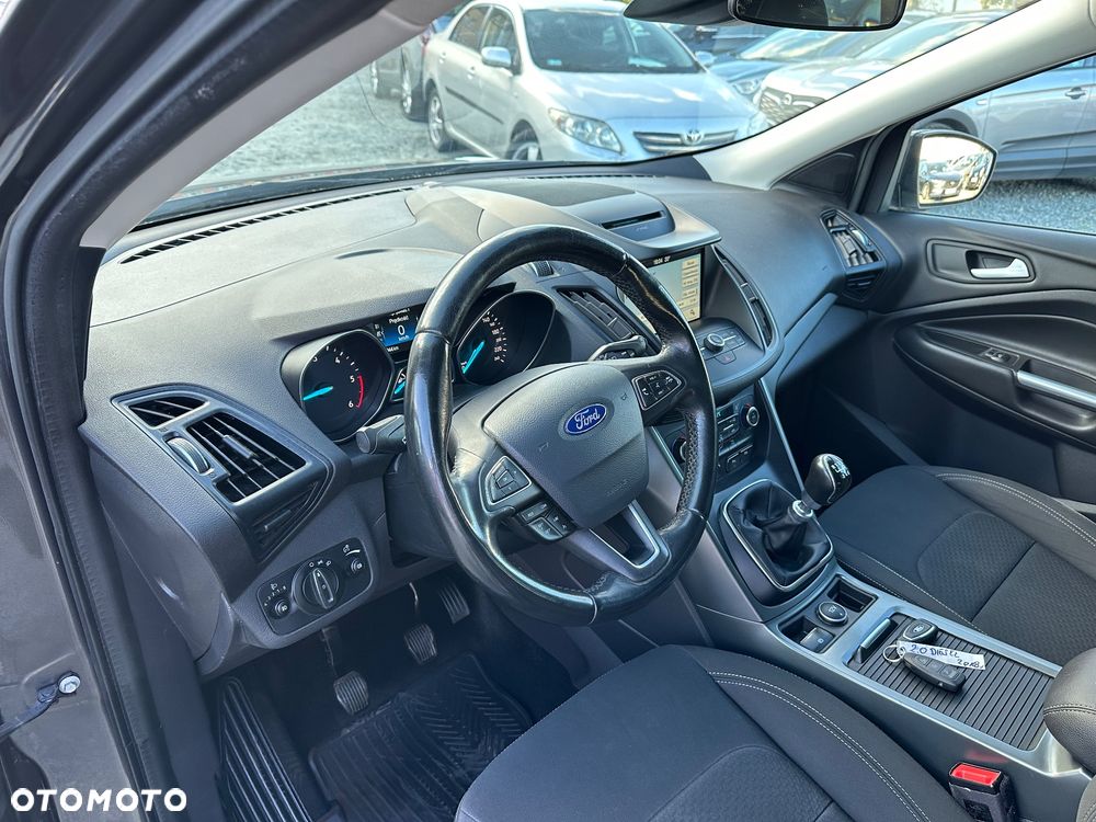 Ford Kuga 2.0 TDCi 4x2 Titanium - 11