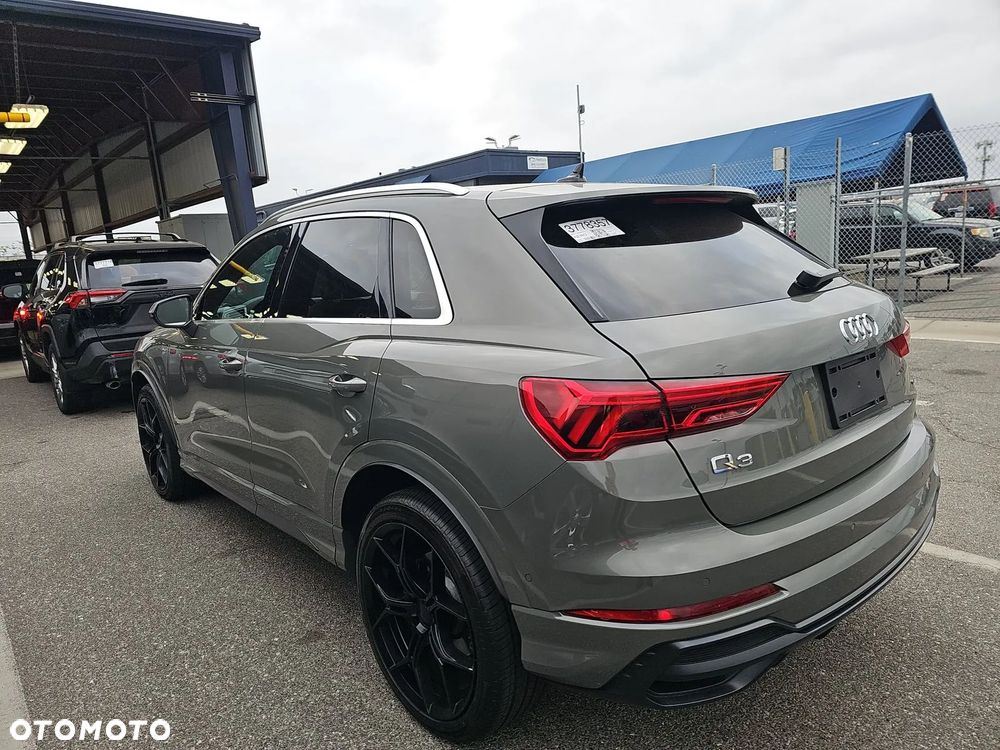 Audi Q3 45 TFSI Quattro S tronic S line - 5