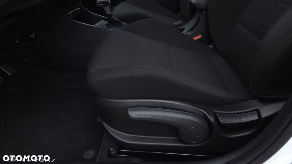 Hyundai Bayon 1.0 T-GDI Smart Black DCT - 11