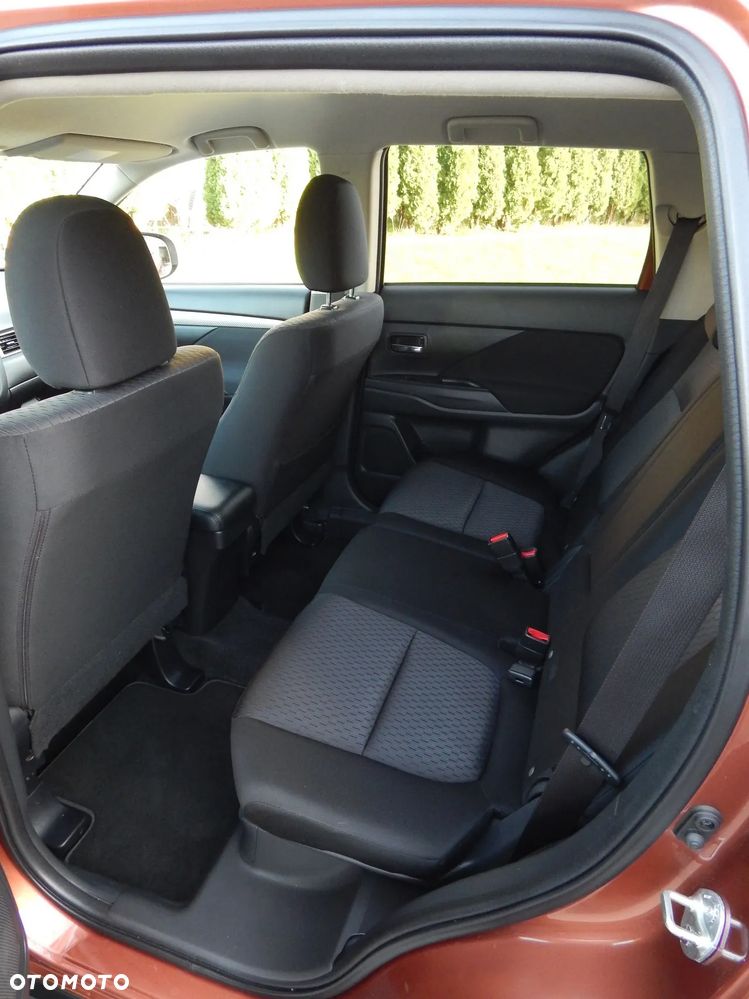 Mitsubishi Outlander 2.0 2WD - 11
