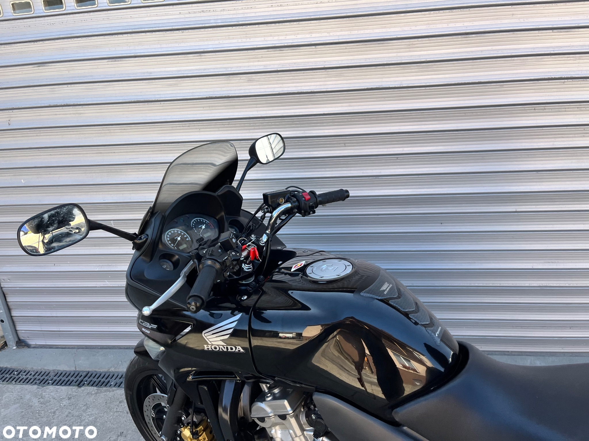 Honda CBF - 11