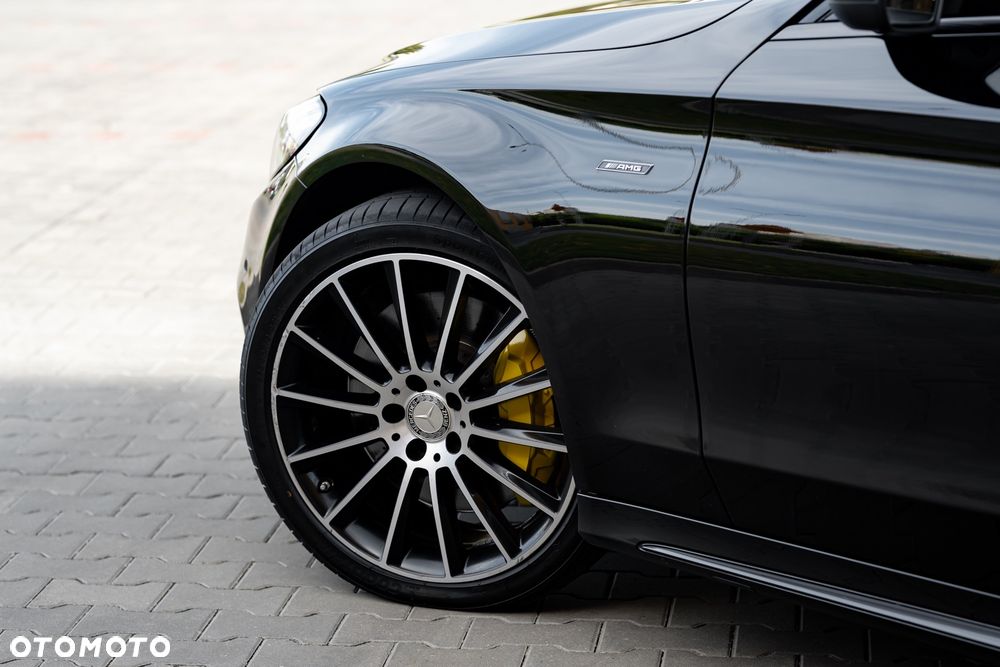 Mercedes-Benz Klasa C 450 AMG 4Matic 7G-TRONIC - 13