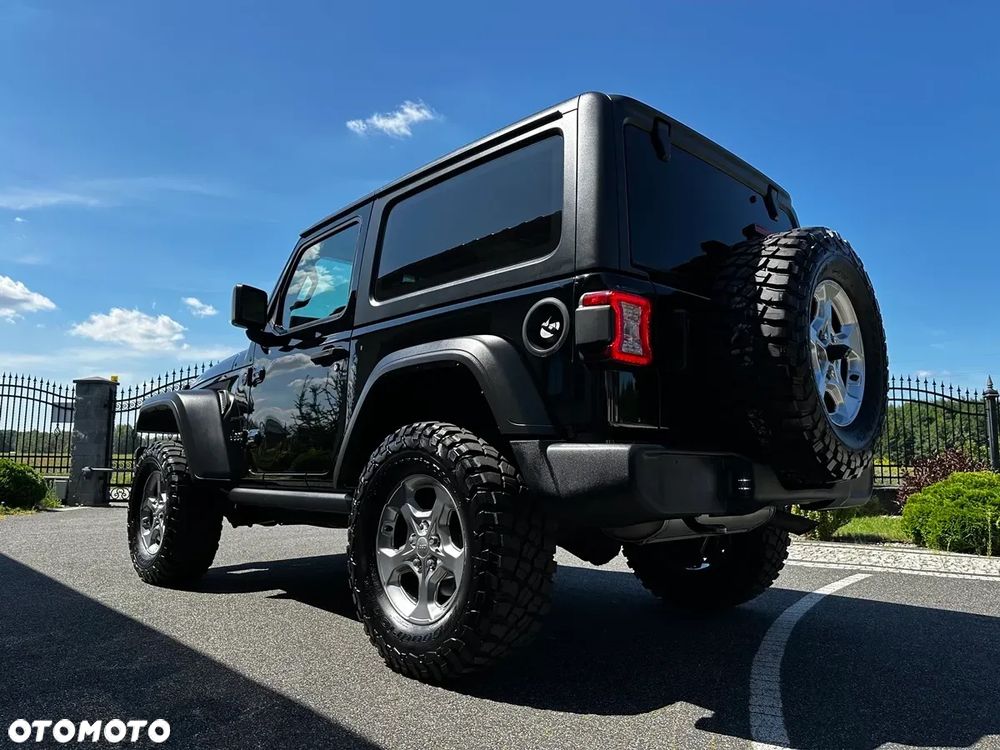 Jeep Wrangler - 14