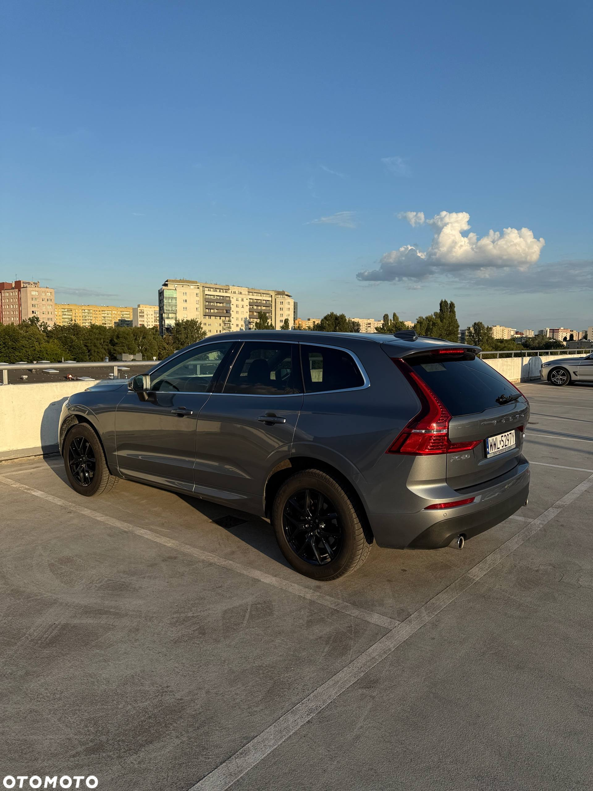 Volvo XC 60 B4 B Momentum Pro - 11